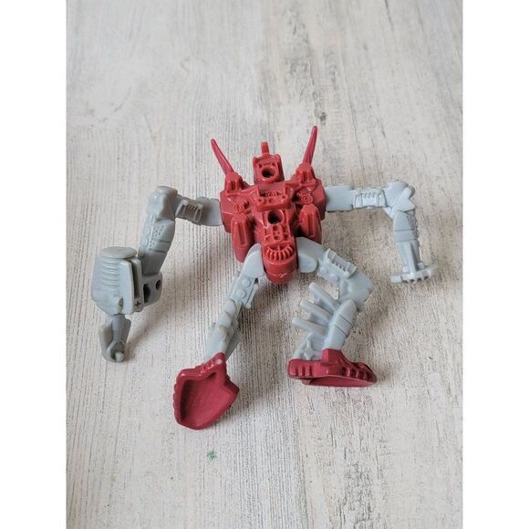 McDonald's Lego 2008 red Gundam robot toy figure - Picture 5 of 5